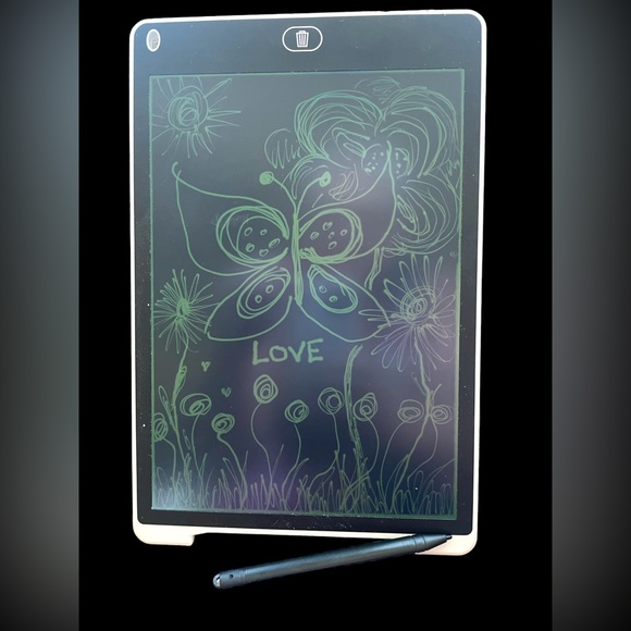 Electronic doodle board 12”. Great for back to school! - Picture 8 of 8